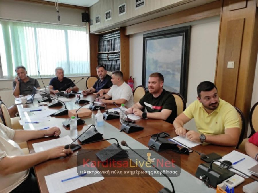 Το πρόβλημα με τα φανάρια στην είσοδο της πόλης επισημάνθηκε στο Δ.Σ. του ΕΒΕ