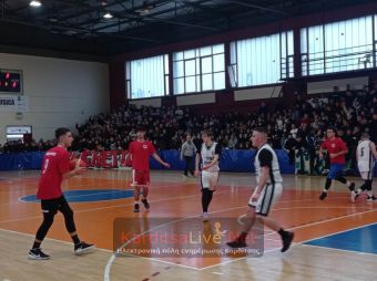 Στον τελικό του μπάσκετ αγοριών το 1ο ΓΕΛ Καρδίτσας με νίκη επί του 4ου ΓΕΛ Καρδίτσας (+Φωτο +Βίντεο)