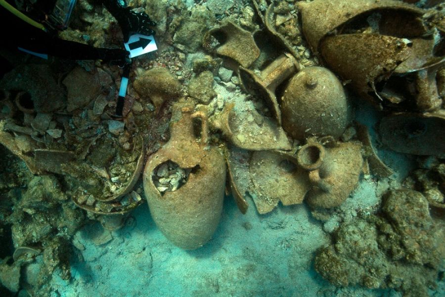Σημαντικά ευρήματα από πέντε ναυάγια στο βυθό της νήσου Λέβιθα