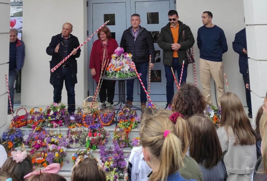 "Λαζαρίνες" και εργαστήρι στολίσματος καλαθιού στο Δ. Παλαμά