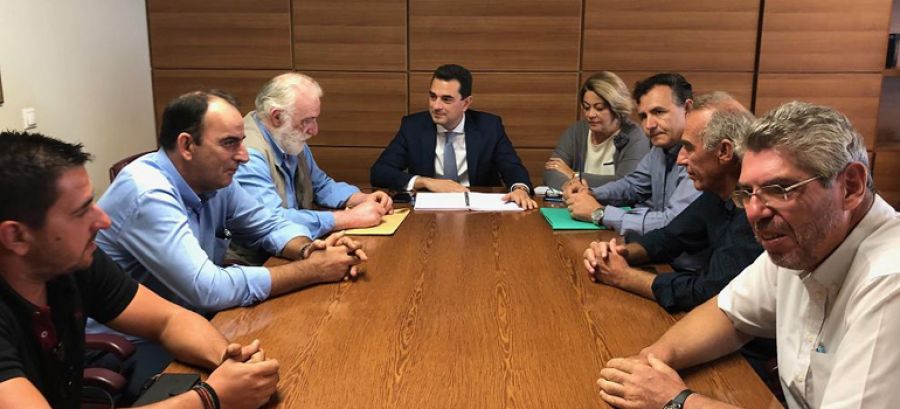 Συνάντηση με τον Υφ. Αγροτικής Ανάπτυξης για τις τιμές στο βαμβάκι είχαν τα μέλη των προεδρείων των Ε.Ο.Α.Σ. Καρδίτσας και Λάρισας