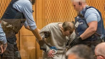 Νέα Ζηλανδία: Ισόβια (για πάντα) στο μακελάρη που σκόρπισε το θάνατο σε δύο ισλαμικά τεμένη