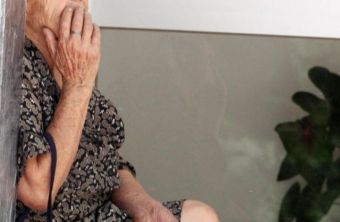 Φθιώτιδα: Απατεώνας ξάφρισε τις οικονομίες μιας ζωής από 84χρονη