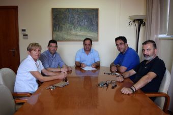 Συνάντηση του Δημάρχου Καρδίτσας Β. Τσιάκου με τον Εμπορικό Σύλλογο