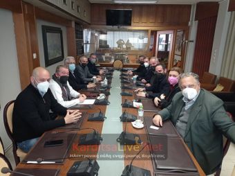 Ακρίβεια και επιχειρηματικότητα στο επίκεντρο συνάντησης κλιμακίου του ΚΙΝ.ΑΛ.-ΠΑ.ΣΟ.Κ. με το ΔΣ του ΕΒΕ (+Φώτο +Βίντεο)