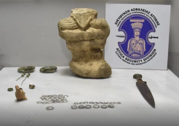 Απετράπη αγοραπωλησία αρχαίων νομισμάτων ανυπολόγιστης αξίας και αντικειμένων σε περιοχή της Εύβοιας