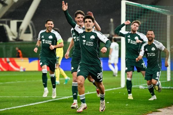 Europa League: Ισόπαλος ο αποδεκατισμένος Παναθηναϊκός απέναντι στη Ρόμα των 10 παικτών