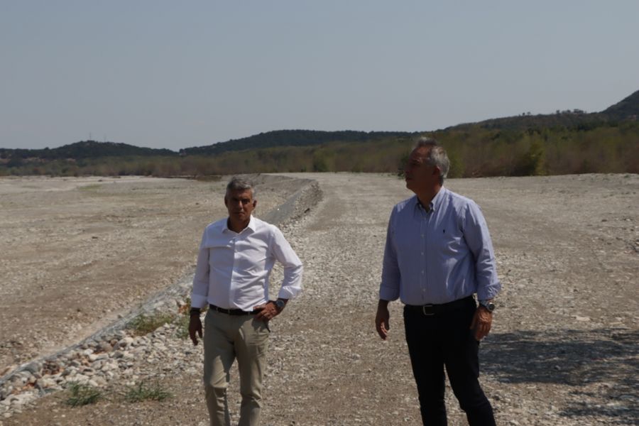 Κατασκευάζεται υπόγειο δίκτυο άρδευσης 20 χλμ στην κτηματική περιοχή Φαρκαδόνας