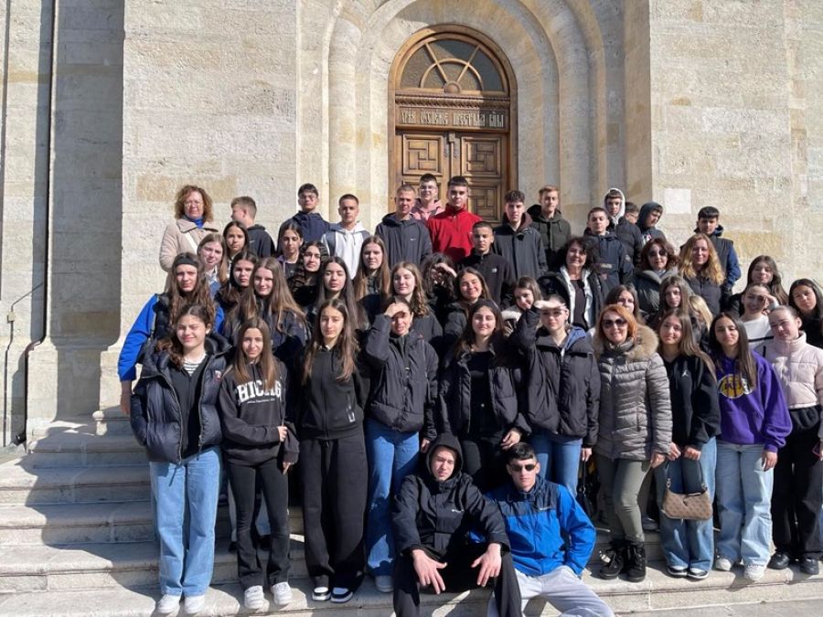 Οδοιπορικό του 1ου Πειραματικού Γυμνασίου Καρδίτσας στην Ανατολική Ρωμυλία (Βουλγαρία)