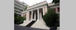 Την παραίτηση τους υπέβαλαν ο Υπουργός Επικρατείας, Στ. Παπασταύρου και ο Υφυπουργός παρά τω Πρωθυπουργώ, Γ. Μπρατάκος