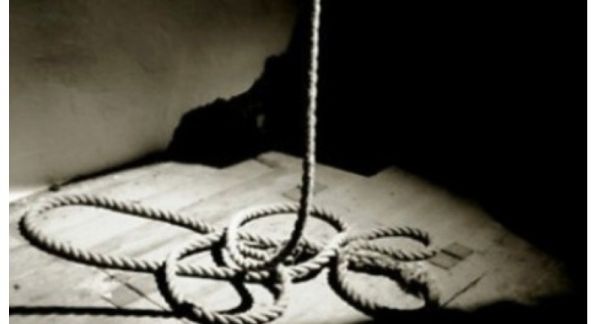 Βόλος: 67χρονος βρέθηκε απαγχονισμένος στην αυλή του σπιτιού του