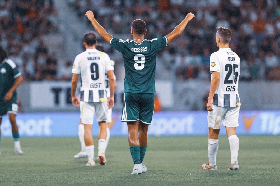 Conference League: Πρόκριση στην παράταση για το "τριφύλλι" με Ντέσερς