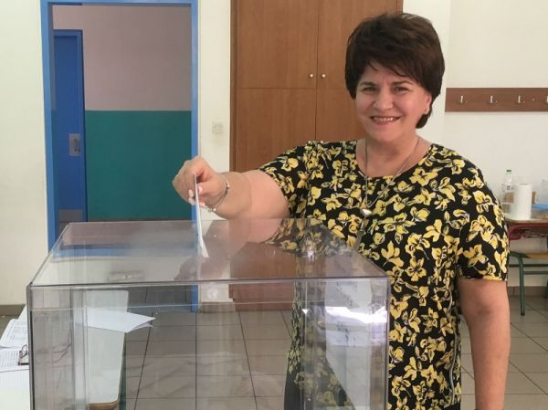 Στο Λεοντάρι ψήφισε η Χρ. Κατσαβριά