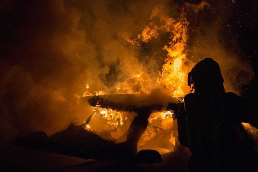 Ράχες: "Λαμπάδιασε" νταλίκα τα ξημερώματα του Σαββάτου (13/6)
