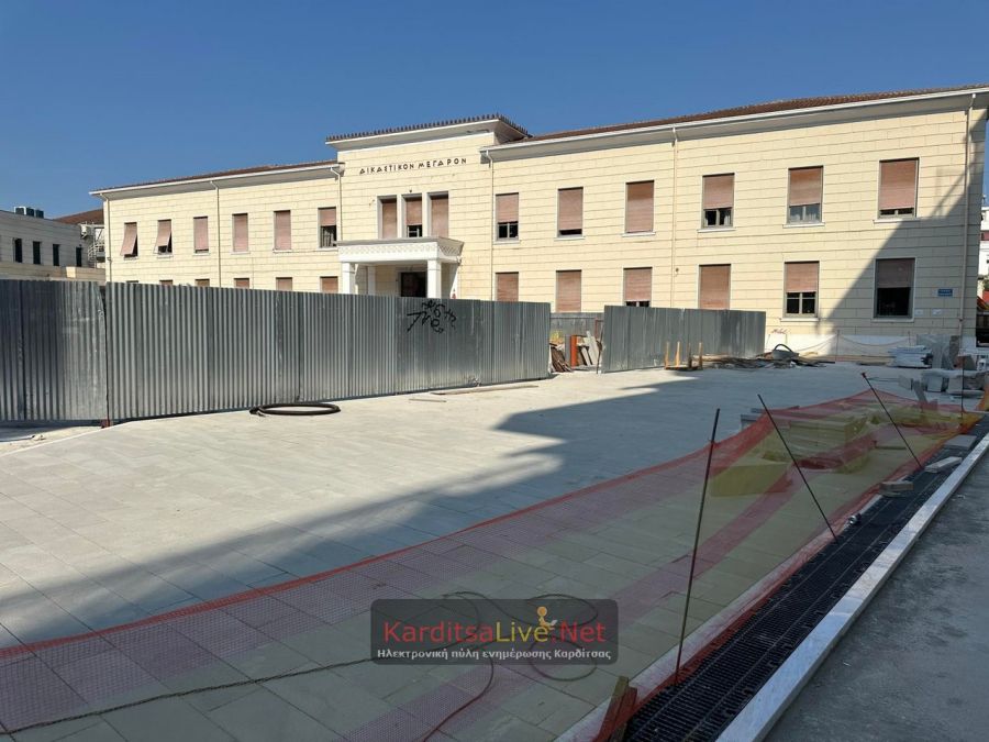Για παράταση της ανάπλασης της πλατείας Δικαστηρίων μέχρι 28 Νοεμβρίου συζητά η Δημοτική Επιτροπή