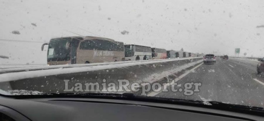 Κομμένη στα δύο Ελλάδα: Απίστευτη ταλαιπωρία και για Καρδιτσιώτες ταξιδιώτες με λεωφορεία
