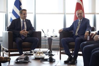 Συνάντηση Μητσοτάκη - Ερντογάν στη Νέα Υόρκη: Συμφωνία για τον οδικό χάρτη των διμερών επαφών