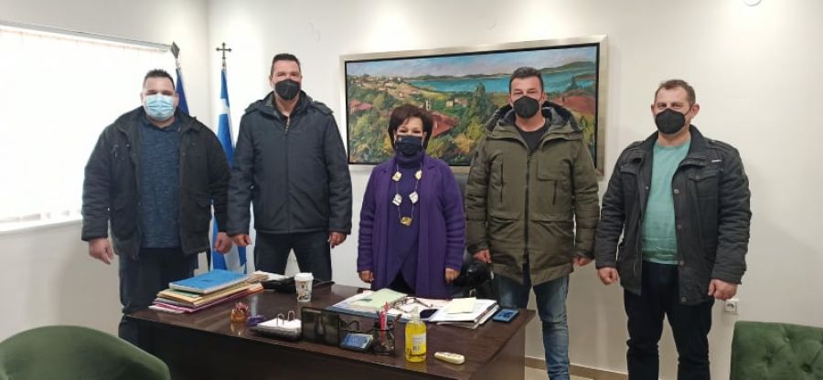 Συνάντηση αντιπροσωπείας του προεδρείου της Ένωσης Αστυνομικών Υπαλλήλων Καρδίτσας με τη βουλευτή της Ν.Δ. κ. Σκόνδρα Ασημίνα