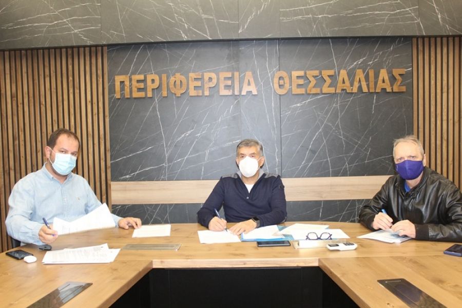 Υπογράφηκε η σύμβαση για τη βελτίωση του δρόμου Πυργετός – Κρανιά