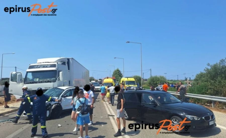 Φορτηγό παρέσυρε ακινητοποιημένα ΙΧ πριν την υποθαλάσσια σήρραγα Πρέβεζας – Ακτίου - Συνολικά 8 τραυματίες