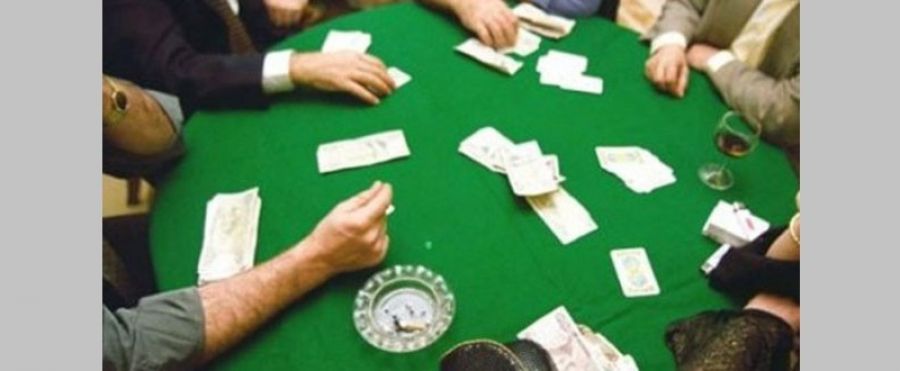 17 συλλήψεις σε Φάρσαλα και Βόλο για παράνομα τυχερά παιχνίδια και παραβίαση των μέτρων προστασίας της δημόσιας υγείας