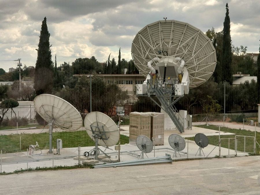 Ο πρώτος επιχειρησιακός δορυφόρος στον κόσμο με οπτικές τηλεπικοινωνίες laser μεγάλων ταχυτήτων θα είναι ο Hellas Sat 5
