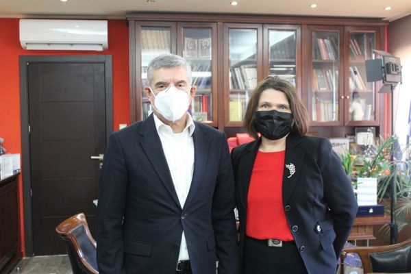 Συνάντηση του Περιφερειάρχη Θεσσαλίας Κ. Αγοραστού με την Πρέσβειρα της Σλοβακίας Iveta Hricova