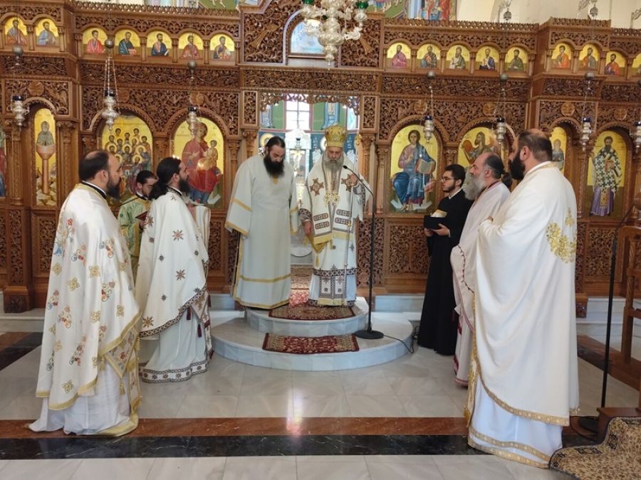 Χειροτονία νέου Διακόνου από τον Μητροπολίτη κ. Τιμόθεο στην «Κόκκινη Εκκλησιά»
