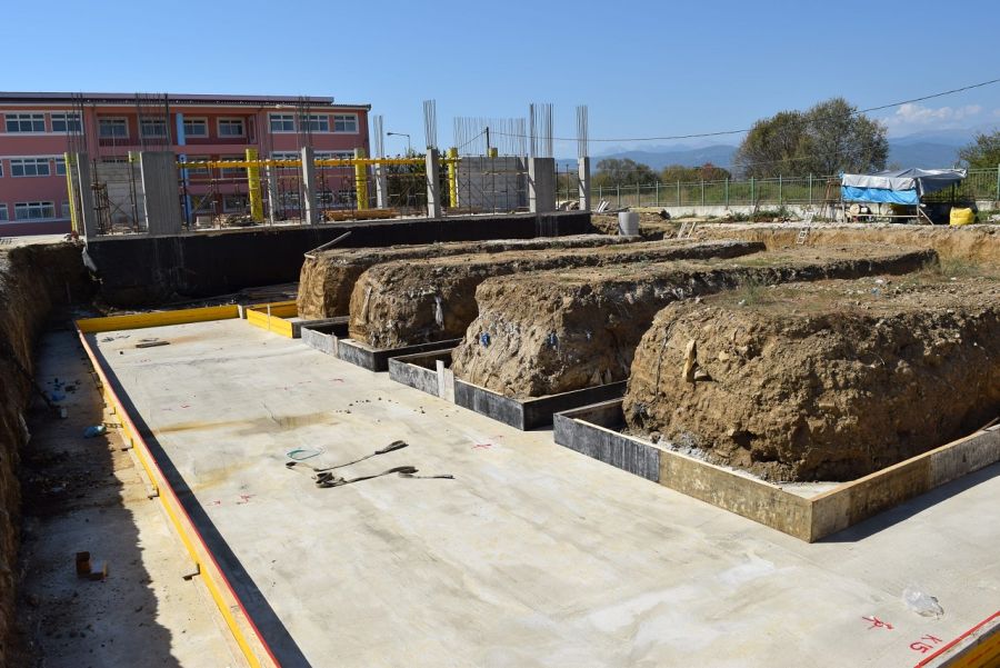 Στις εργασίες κατασκευής αίθουσας πολλαπλών χρήσεων του Μουσικού Σχολείου ο Δήμαρχος Καρδίτσας