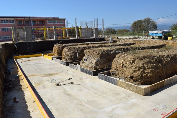 Στις εργασίες κατασκευής αίθουσας πολλαπλών χρήσεων του Μουσικού Σχολείου ο Δήμαρχος Καρδίτσας