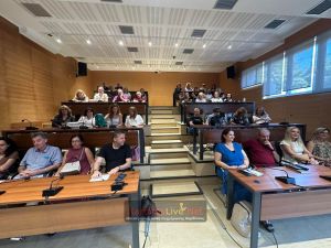 Συνάντηση της Δημοτικής Αρχής Καρδίτσας με τους Διευθυντές και Διευθύντριες των σχολείων ενόψει της νέας χρονιάς (+Φωτο +Βίντεο)