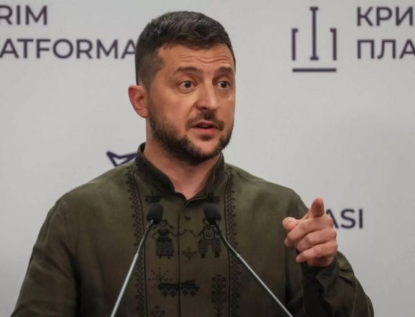 Ουκρανία: Σε τροχαίο ενεπλάκη το αυτοκίνητο του προέδρου Ζελένσκι - Ελαφρύς τραυματισμός για τον ίδιο