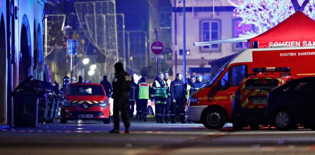 3 νεκροί και 12 τραυματίες από επίθεση ενόπλου στο Στρασβούργο