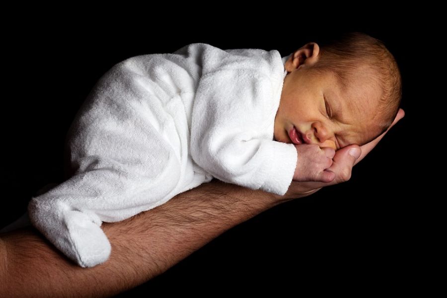Αγοράκι το πρώτο μωρό του 2021 στο ν. Καρδίτσας