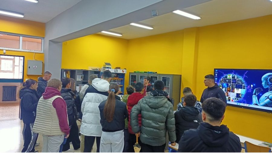 Επίσκεψη μαθητών της Α’ τάξης του Γυμνασίου Σοφάδων στο STEM LAB του 1ου ΕΠΑΛ Σοφάδων
