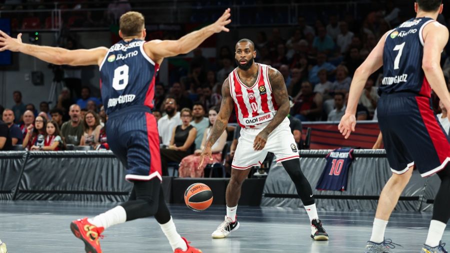 Euroleague: Άνετη επικράτηση του Ολυμπιακού στη Βιτόρια με κατοστάρα!