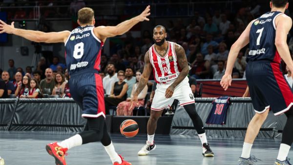 Euroleague: Άνετη επικράτηση του Ολυμπιακού στη Βιτόρια με κατοστάρα!