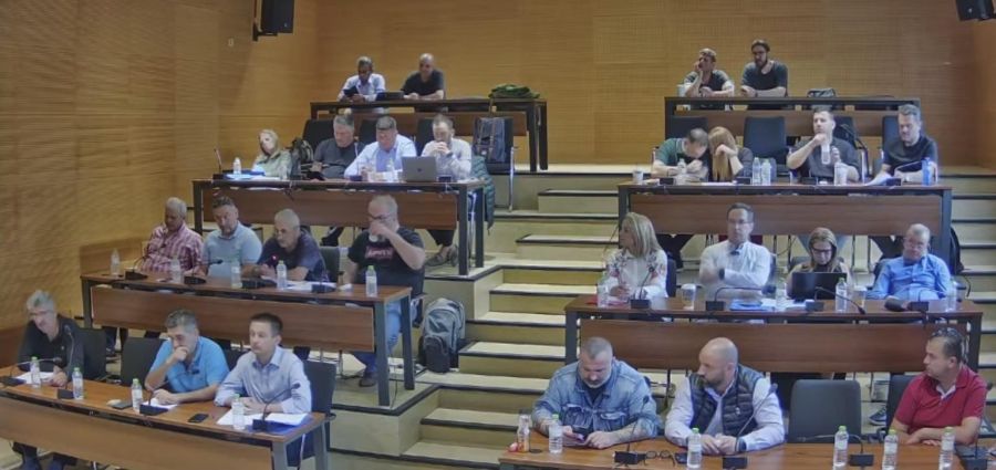 Αναβολή στη λήψη απόφασης από το Δ.Σ. Καρδίτσας για χορήγηση άδειας μουσικών παραστάσεων στο άλσος Παπαράντζας
