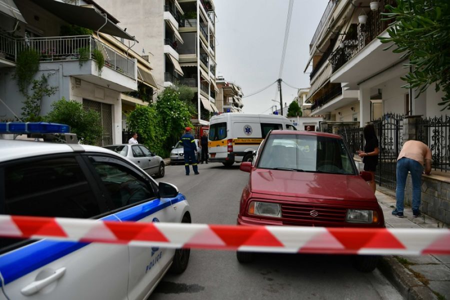 Λάρισα: Άνδρας φέρεται να έβαλε τέλος στη ζωή του με πρόκληση φωτιάς και πτώση