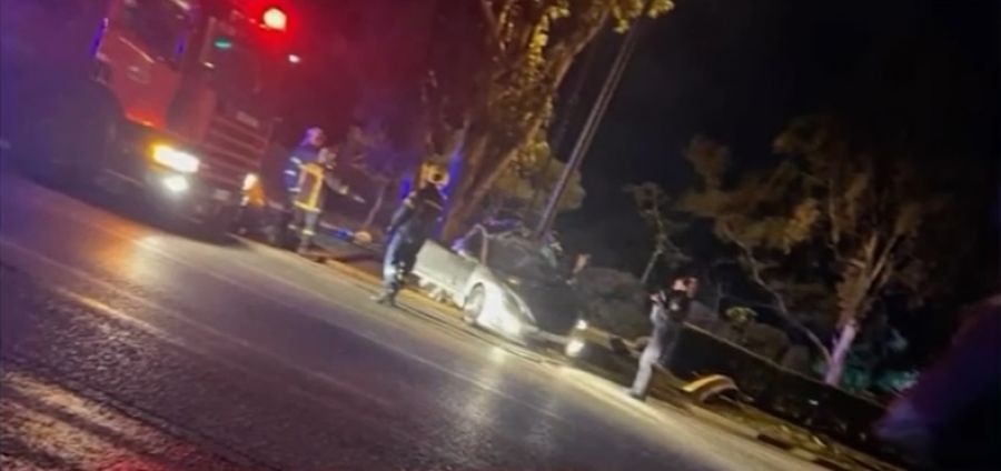 Γλυφάδα: Θανατηφόρο τροχαίο για 21χρονο που έτρεχε με ιλιγγιώδη ταχύτητα (+Βίντεο)