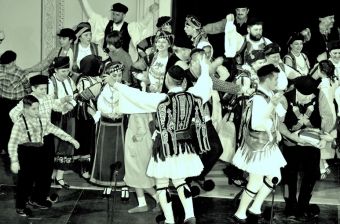 Ο Λαογραφικός Χορευτικός Όμιλος «Καραγκούνα» για την 29η Απριλίου, Παγκόσμια Ημέρα Χορού