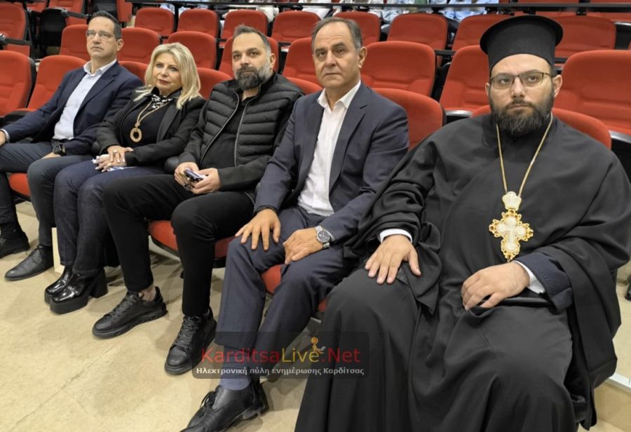 Καρδίτσα: Ενδιαφέρουσα ημερίδα για τη χρήση των social media από τους εφήβους (+Φωτο)
