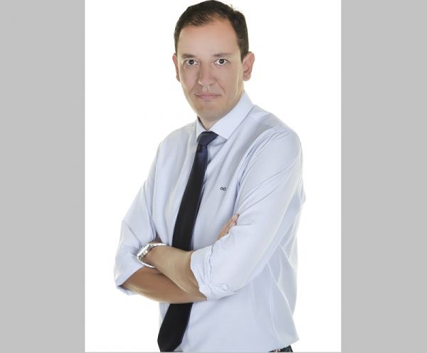 Κων. Νούσιος: "Ελληνοποιήσεις: Η προεκλογική φάμπρικα του ΣΥΡΙΖΑ"