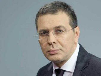 Άγνωστοι πυροβόλησαν και τραυμάτισαν τον δημοσιογράφο Στέφανο Χίο