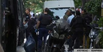 Έφοδος της αστυνομίας σε κτίρια που τελούσαν υπό κατάληψη στα Εξάρχεια