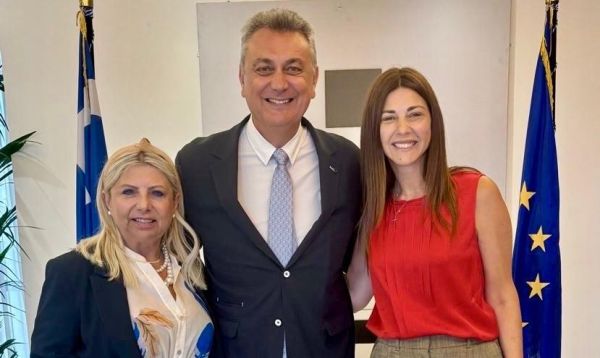 Συνάντηση του Γ. Κωτσού και της Διευθύντριας Δ.Ε. Καρδίτσας, Ε. Μ. Ξυνοπούλου με την Υπουργό Παιδείας, Σ. Ζαχαράκη