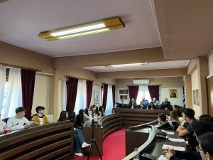 Μαθητική δημοτική συνεδρίαση στο Δημαρχείο Μουζακίου