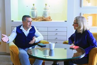 Με την πρέσβειρα της Αυστρίας στην Ελλάδα συναντήθηκε ο Δημ. Κουρέτας