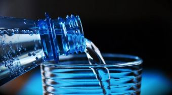 Δεν αφορά τα μπουκάλια εμφιαλωμένου νερού το τέλος ανακύκλωσης