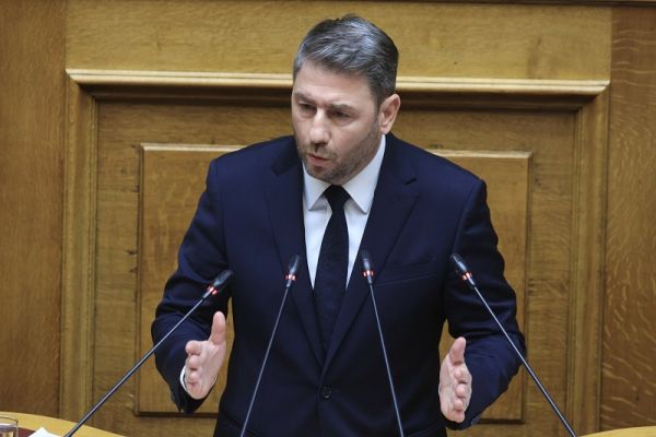 Στο "μπλόκο" των αγροτών στον Ε-65 έρχεται ο πρόεδρος του ΠΑΣΟΚ Ν. Ανδρουλάκης